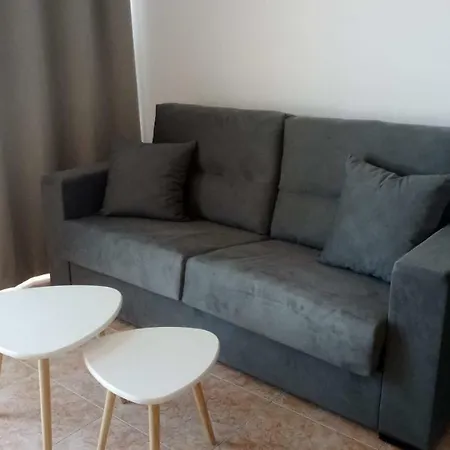 Apartamento En Albufereta Con Vistas Al Mar
