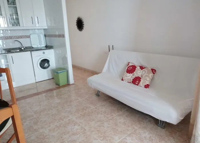 Apartamento En Albufereta Con Vistas Al Mar *